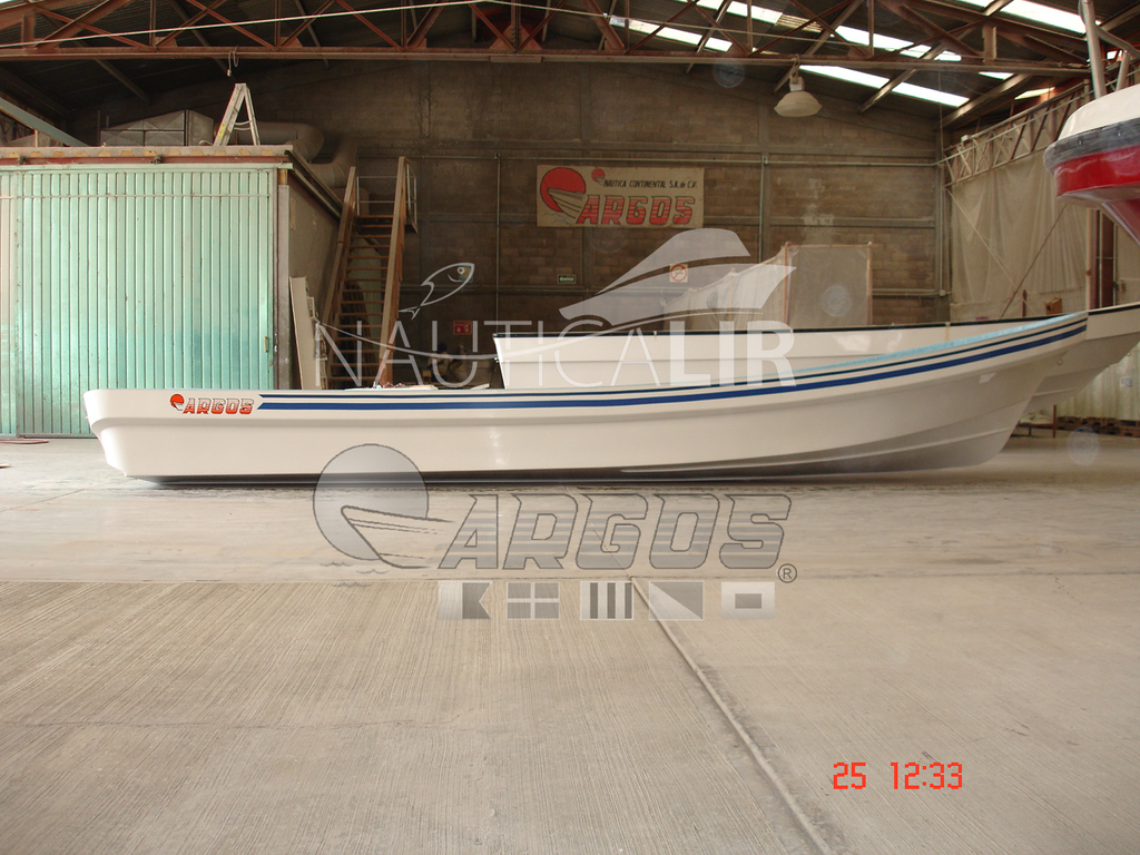 Embarcación / Lancha para Pesca Argos 25 Pies Estándar.