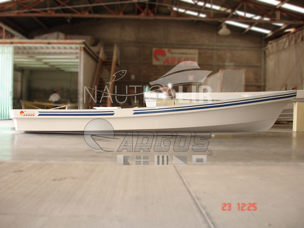 Embarcación / Lancha para Pesca Argos 23 Pies de Proa Alta.