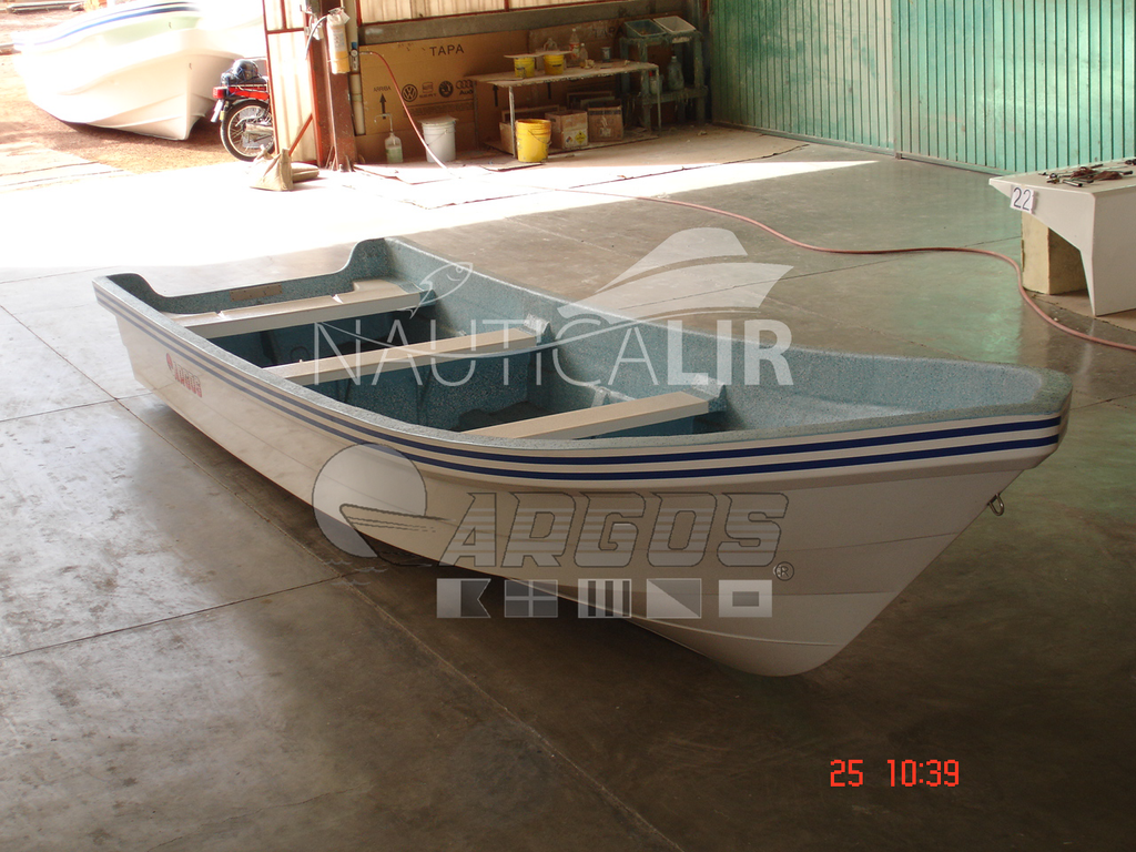 Embarcación / Lancha para Pesca Argos 22 Pies de Proa Alta.