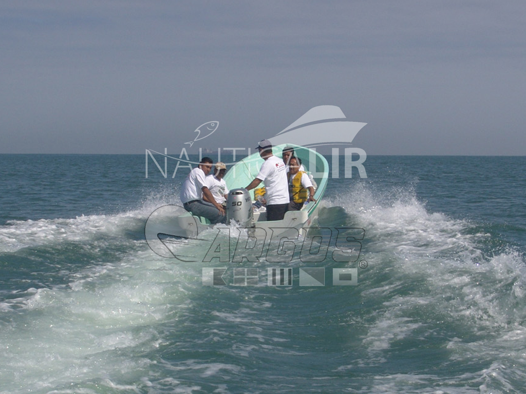 Embarcación / Lancha para Pesca Argos 22 Pies de Proa Alta.