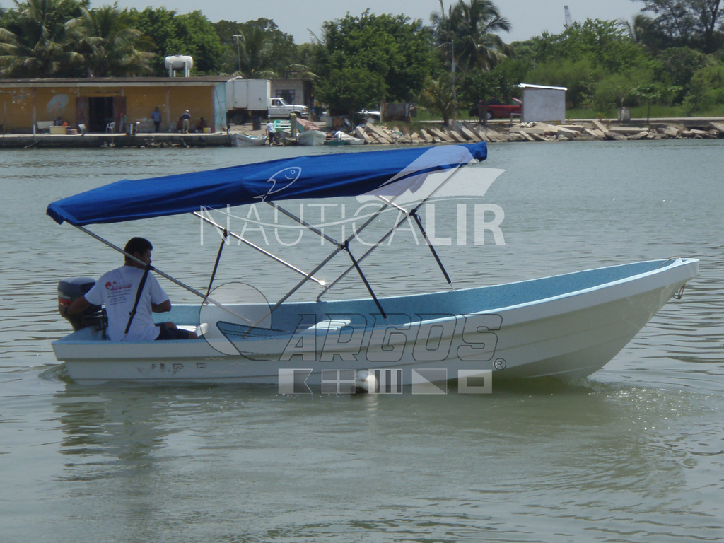 Embarcación / Lancha para Pesca Argos 18 Pies de Proa Alta.