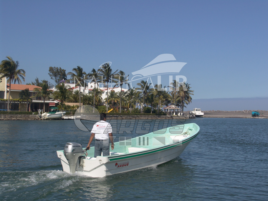 Embarcación / Lancha para Pesca Argos 20 Pies de Proa Alta.